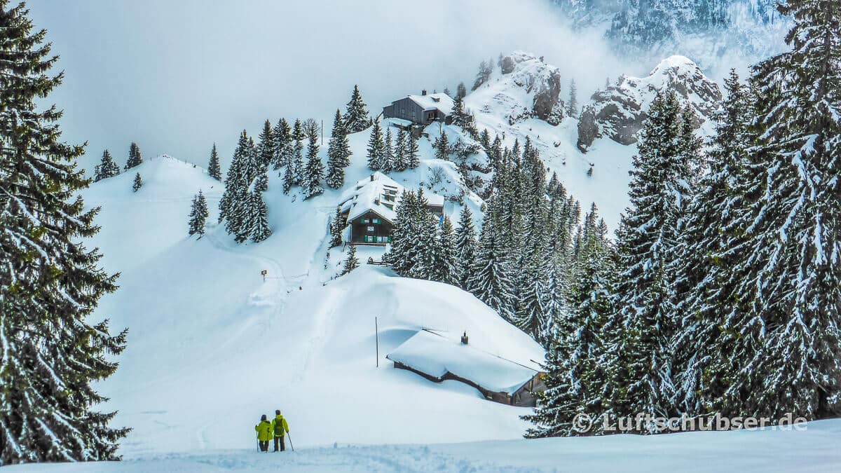 Teufelstättkopf Schneeschuhwandern: Blick auf das Pürschlinghaus
