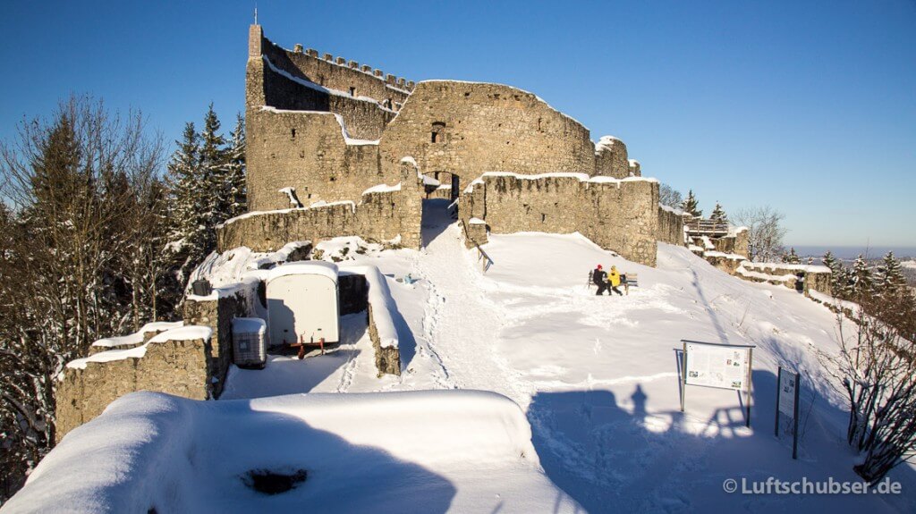 Schneeschuhwandern Allgäu: Burg Eisenberg