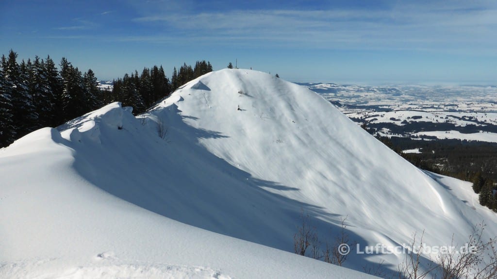 Schneeschuhtour Wertacher Hörnle: Blick zum Gipfel