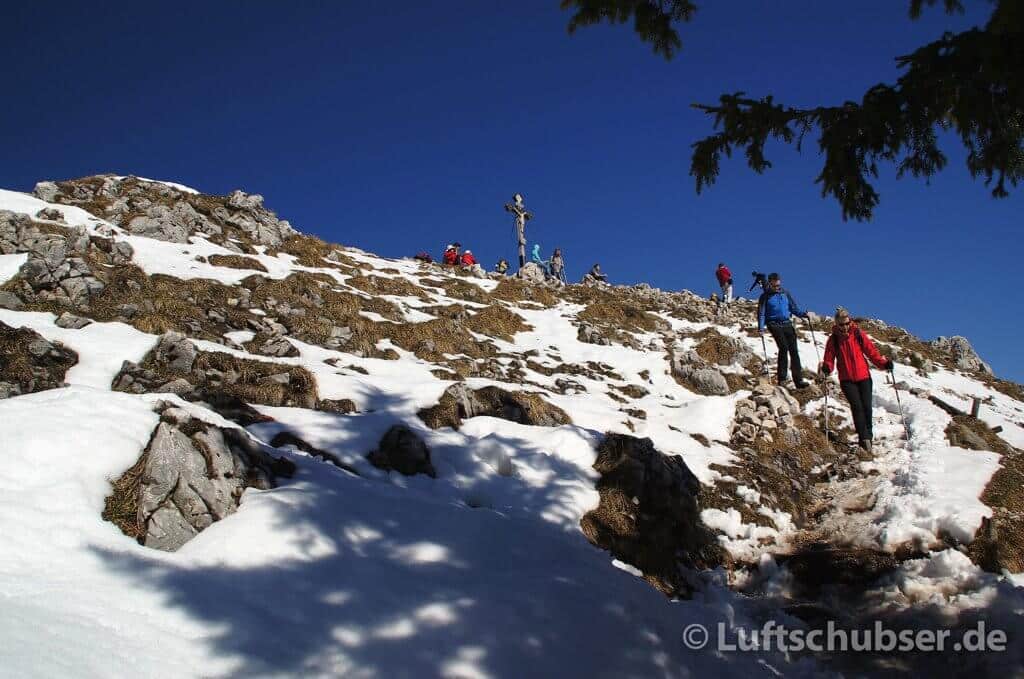 Breitenstein Wanderung: Abstieg vom Hauptgipfel
