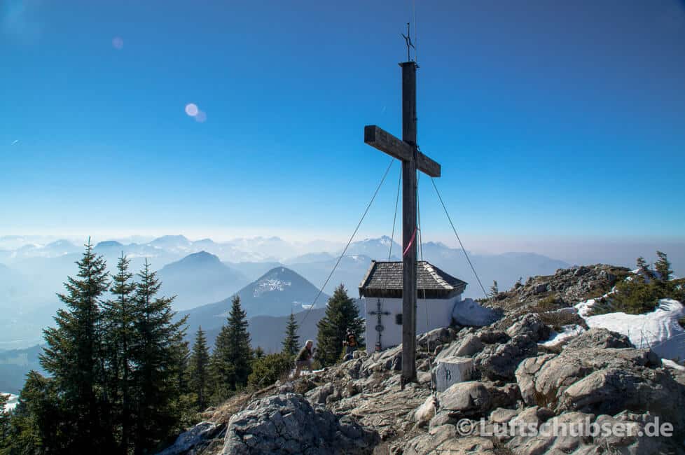 Spitzstein Wanderung: Gipfelkreuz & Kapelle