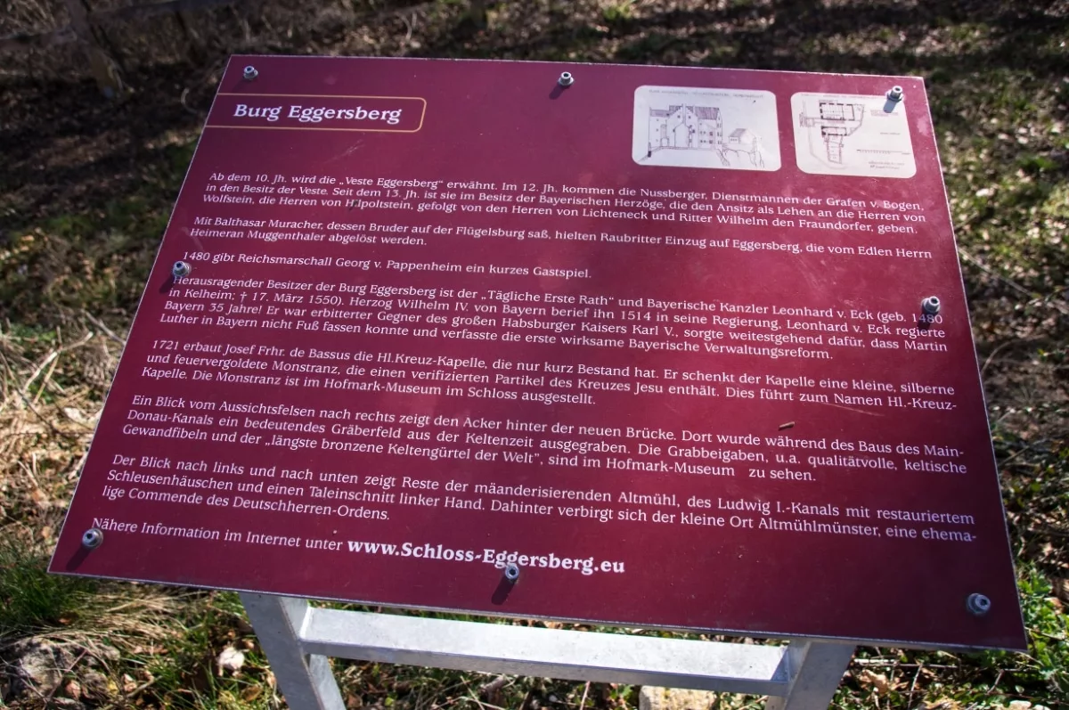 Info-Tafel zur Burg Eggersberg