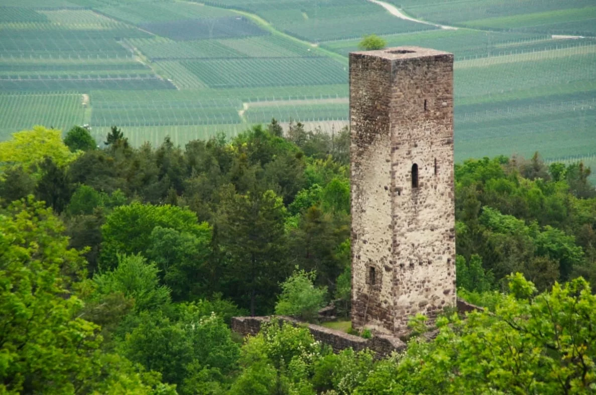 Burg Hocheppan Wanderung: Kreideturm