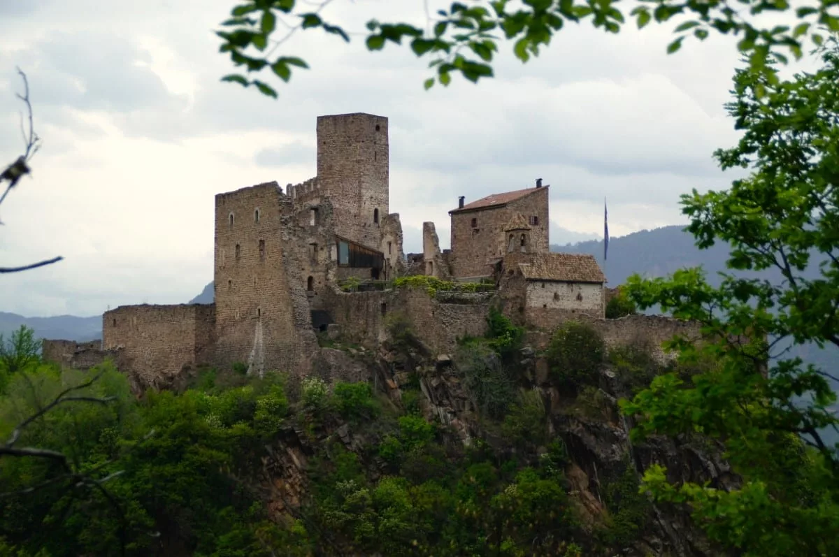 Burg Hocheppan Wanderung: Burg Hocheppan