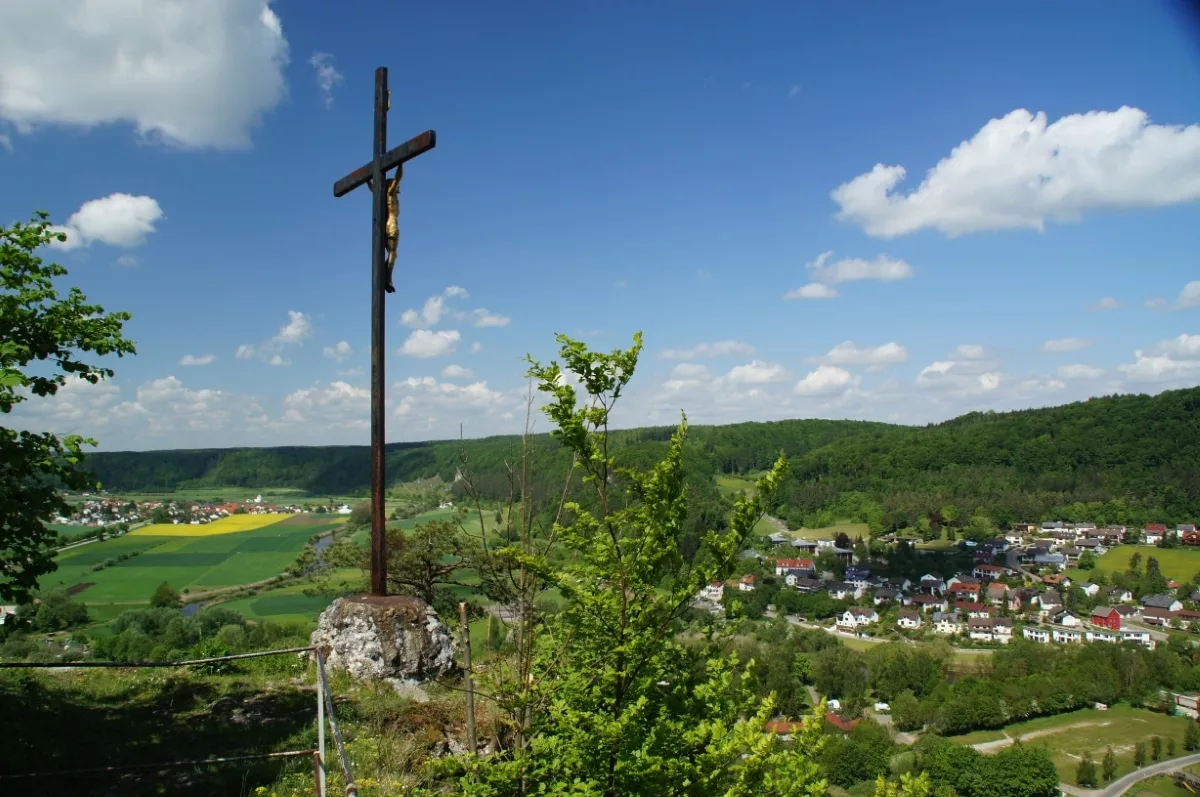 Burg Michelsberg: Ausblick vom Michelsberg nach Westen