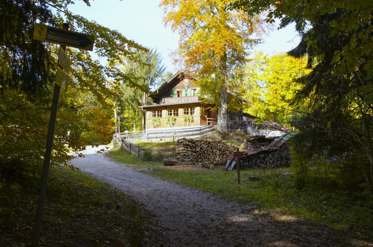 Burg Werdenfels Wanderung: die Werdenfelser Hütte
