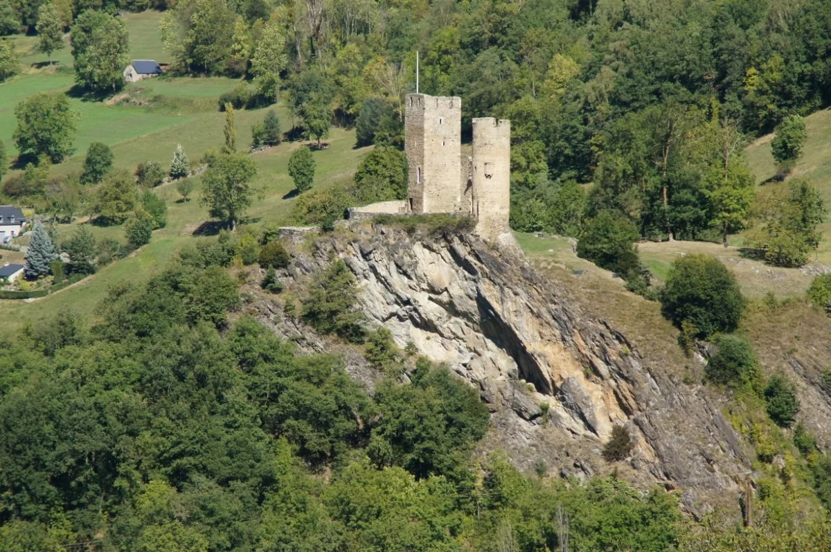 Château Sainte Marie auf der Felsklippe