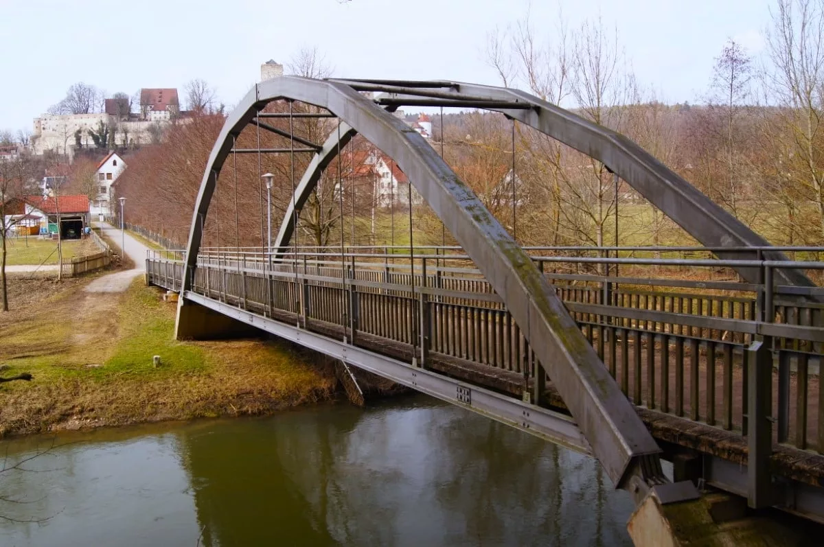 Solnhofen wandern: Altmühl-Brücke bei Pappenheim