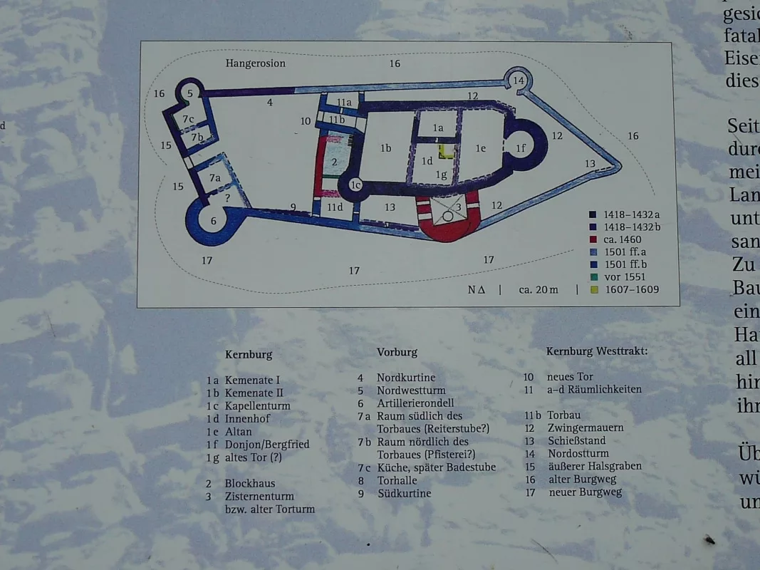 Burg Hohenfreyberg: Grundriss auf der Info-Tafel