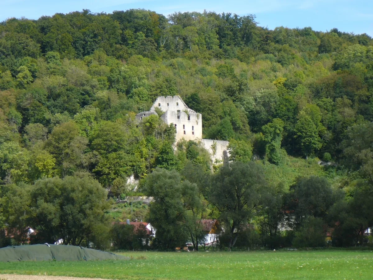 Burg Schülzburg Westansicht