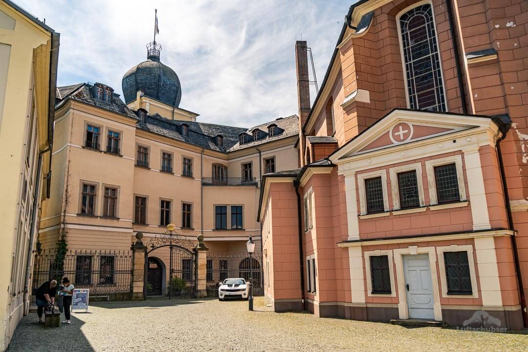 Greiz Sehenswürdigkeiten: Rückseite Unteres Schloss an der Stadtkirche