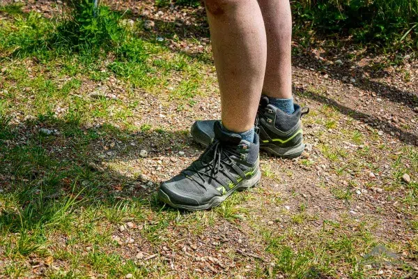 Adidas Terrex Swift R2 GTX Mid: Stabiler halt für Füße und Gelenke