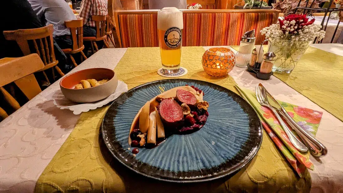 Kulinarischer Genuss in Hersbruck: Hirschrücken und Veldensteiner Bier